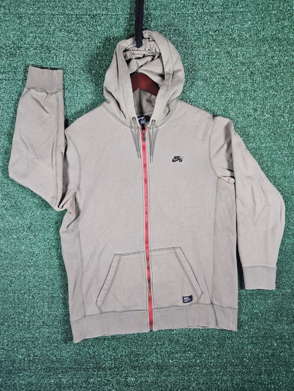 Nike SB Full-Zip Hoodie / Mens Size Medium / Color - Olive Green